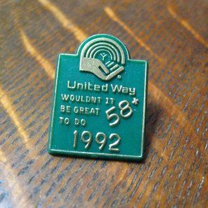 🤚 United Way Helping Hand Vintage 1992 Lapel Pin